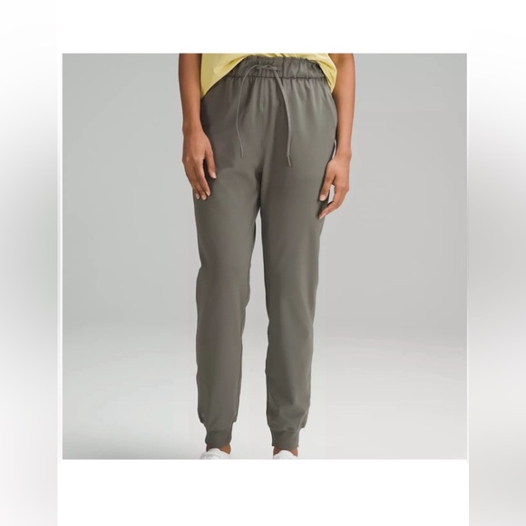 Lululemon Stretch High Rise Jogger Pant